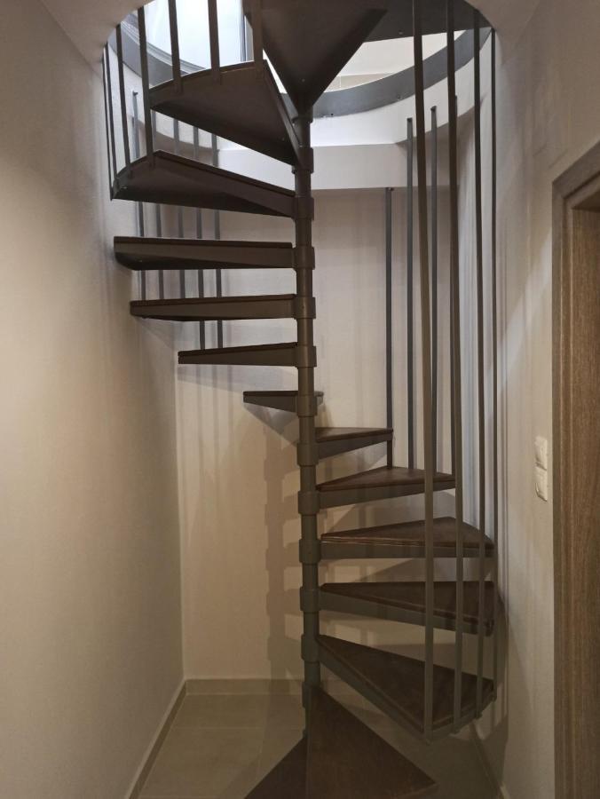 Stylish Ground Floor Maisonette Volos Bagian luar foto